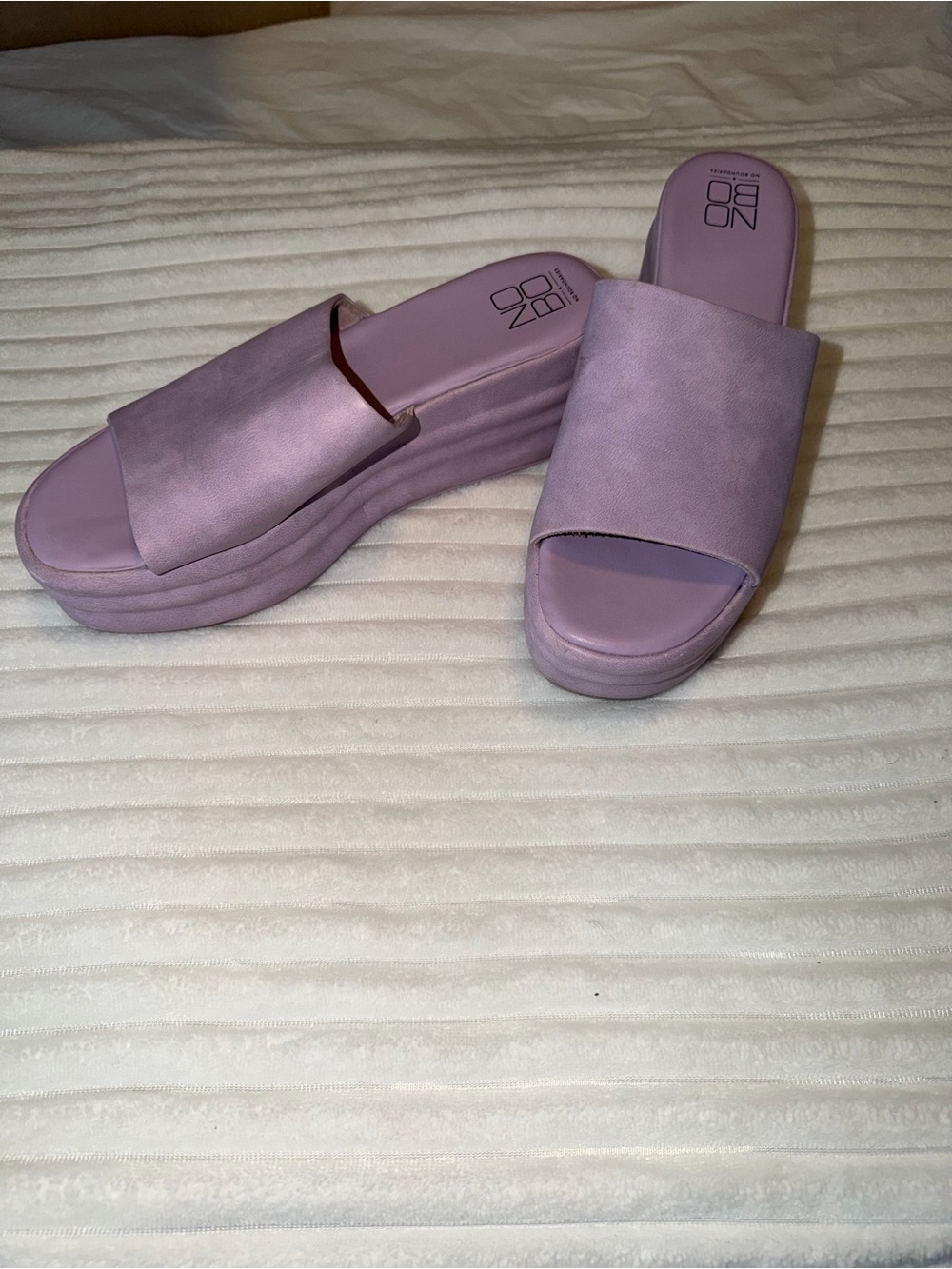 No Boundaries Lilac Platform Slide Sandals - Women's Lavender Slip-Ons